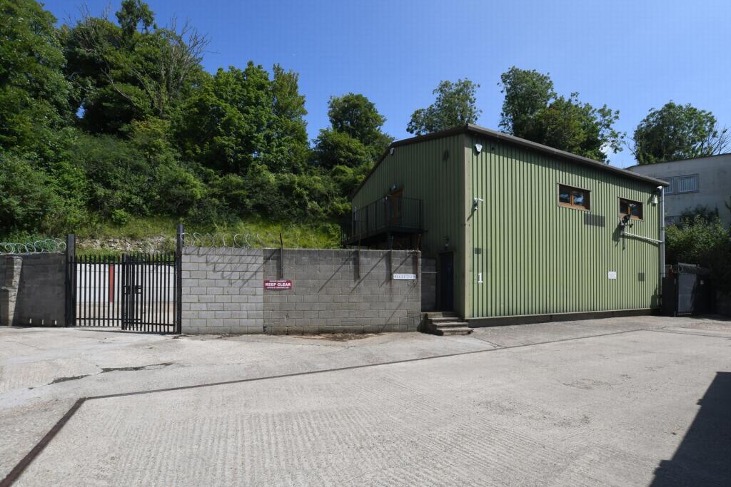 Coombe Road, Dover, CT17