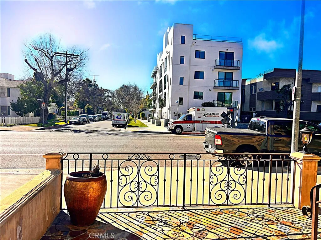 Additional image 6 of 4466 Coldwater Canyon Ave Unit 101, Studio City, CA 91604