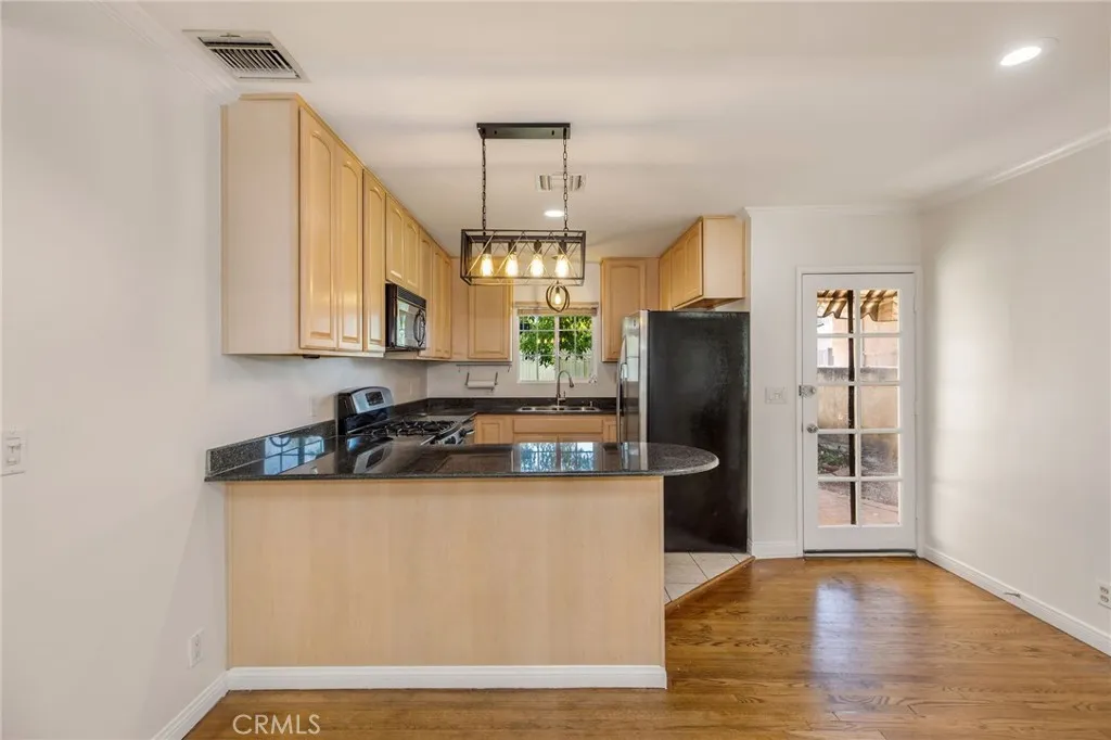 Additional image 30 of 4410 Stern Ave, Sherman Oaks, CA 91423