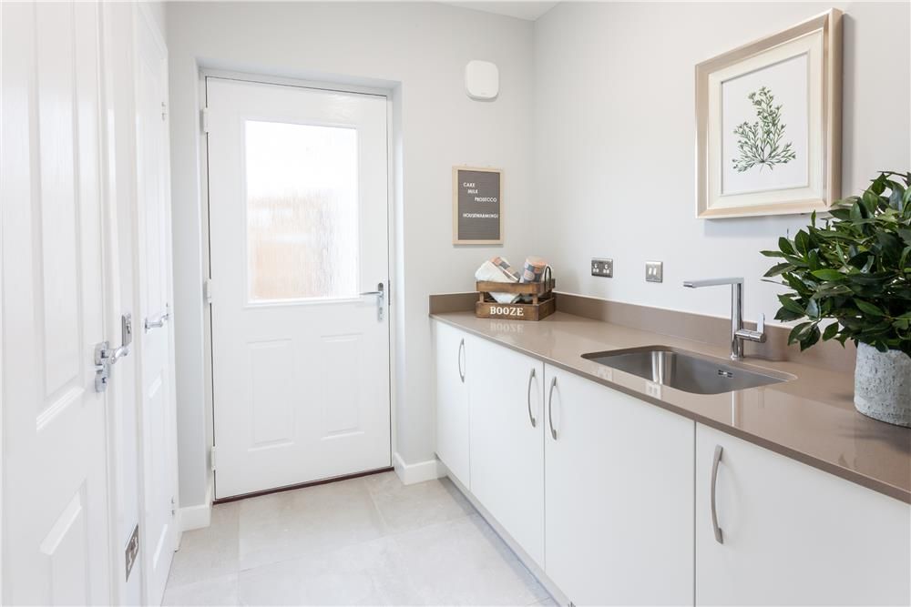 Additional image 10 of 5 bed detached house for sale"Larchford Thornly Park" at Caplethill Road, Paisley PA2