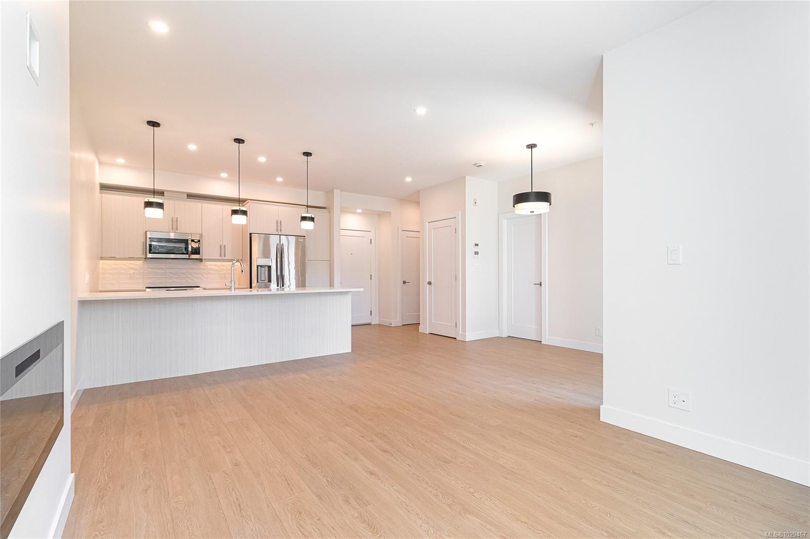 Additional image 3 of 205-924 Jenkins Avenue, Langford, BC, V9B 2N7
