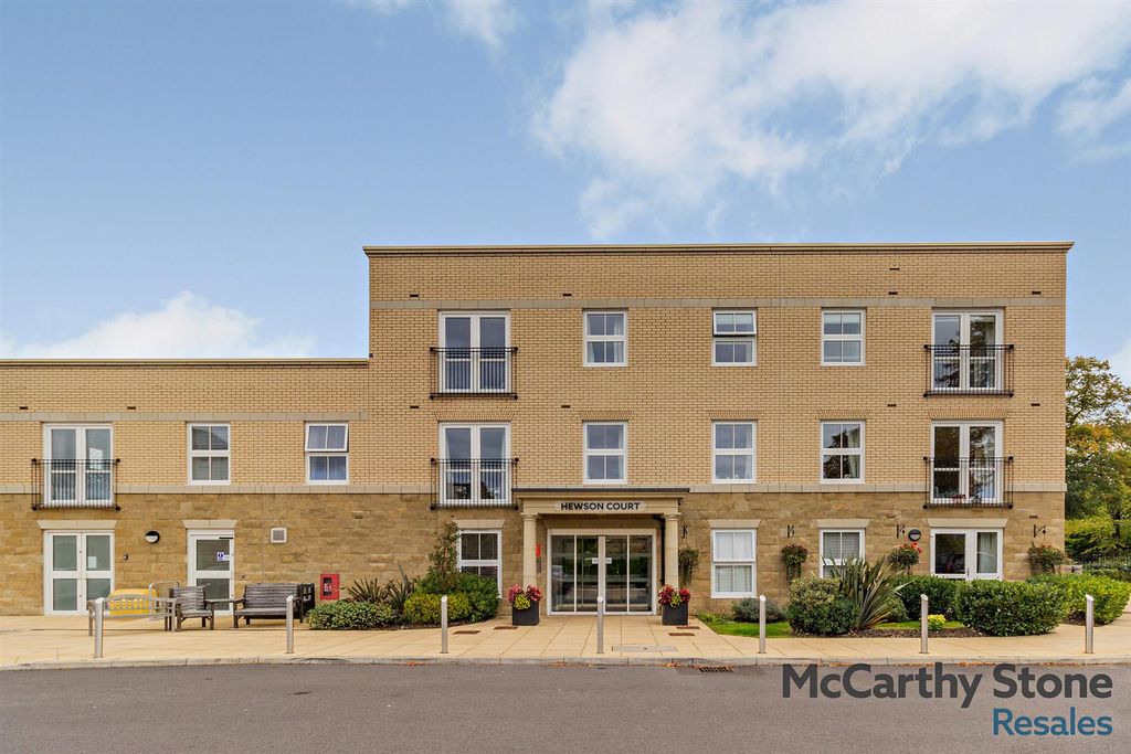 2 bed flat for saleHewson Court, Hexham NE46