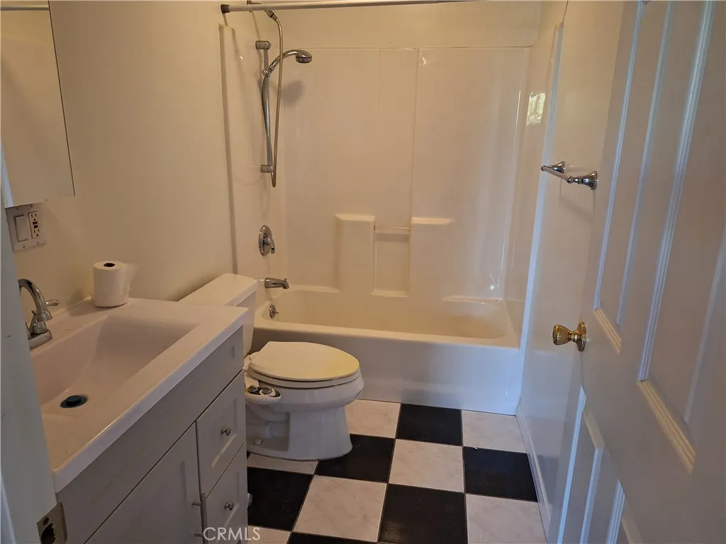 Additional image 7 of 302 N Griffith Park Dr, Burbank, CA 91506