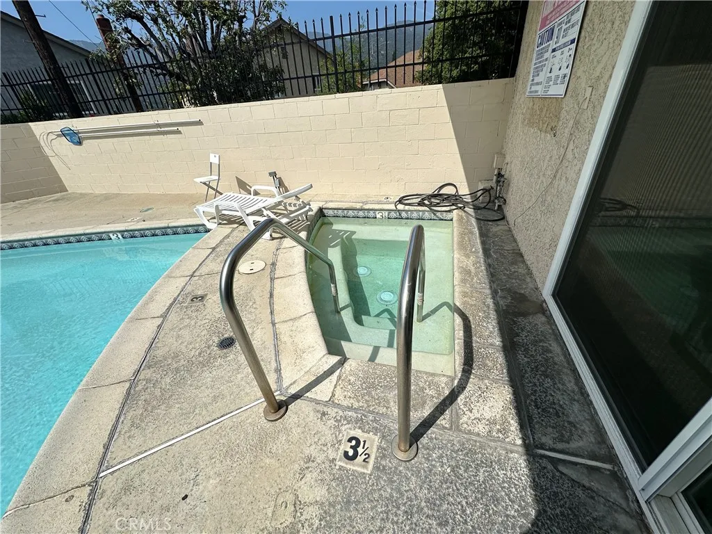 Additional image 84 of 3010 Montrose Ave Unit 17, Glendale, CA 91214