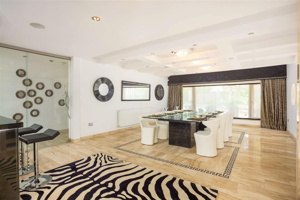 Additional image 9 of 5 bed detached house for saleLing Lane, Scarcroft, Leeds LS14