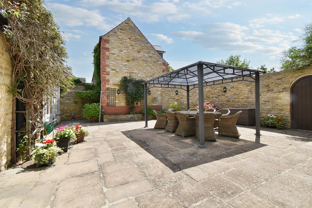 Additional image 43 of 7 bed detached house for saleWaddington House, Maltkiln Lane, Waddington LN5