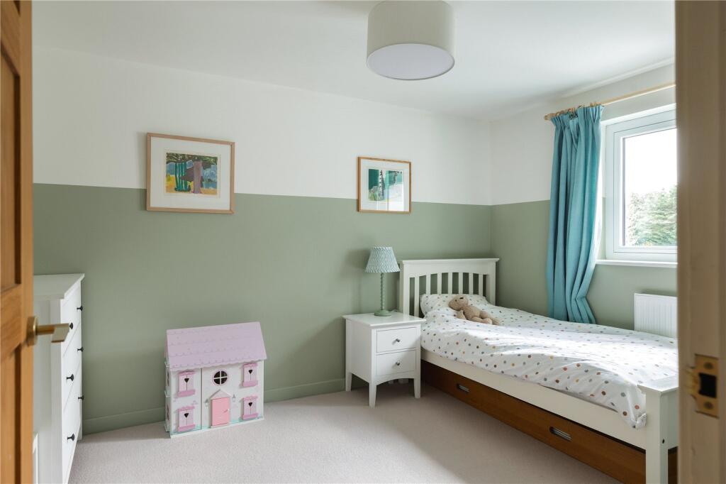 Additional image 18 of St James Road, Harpenden, Hertfordshire, AL5