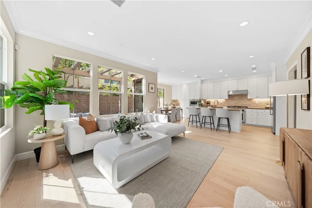 Additional image 70 of 257 Rodeo, Irvine, CA 92602