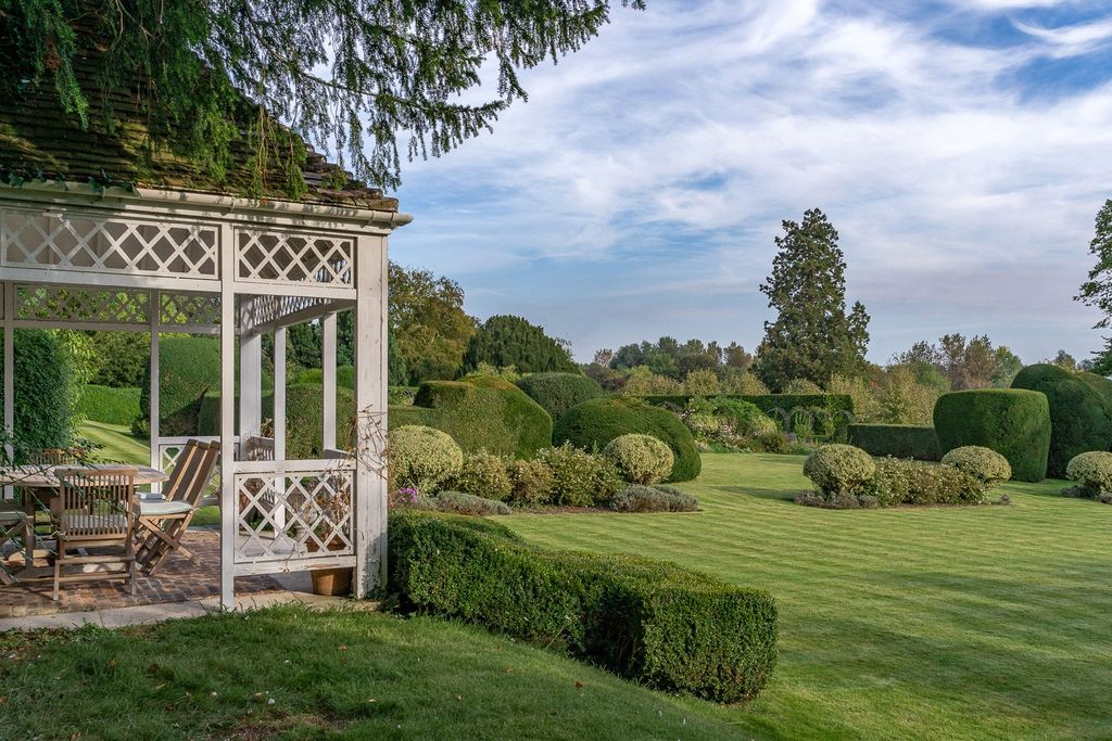 Additional image 32 of 10 bed detached house for saleHunton Down Lane, Winchester, Hampshire SO21
