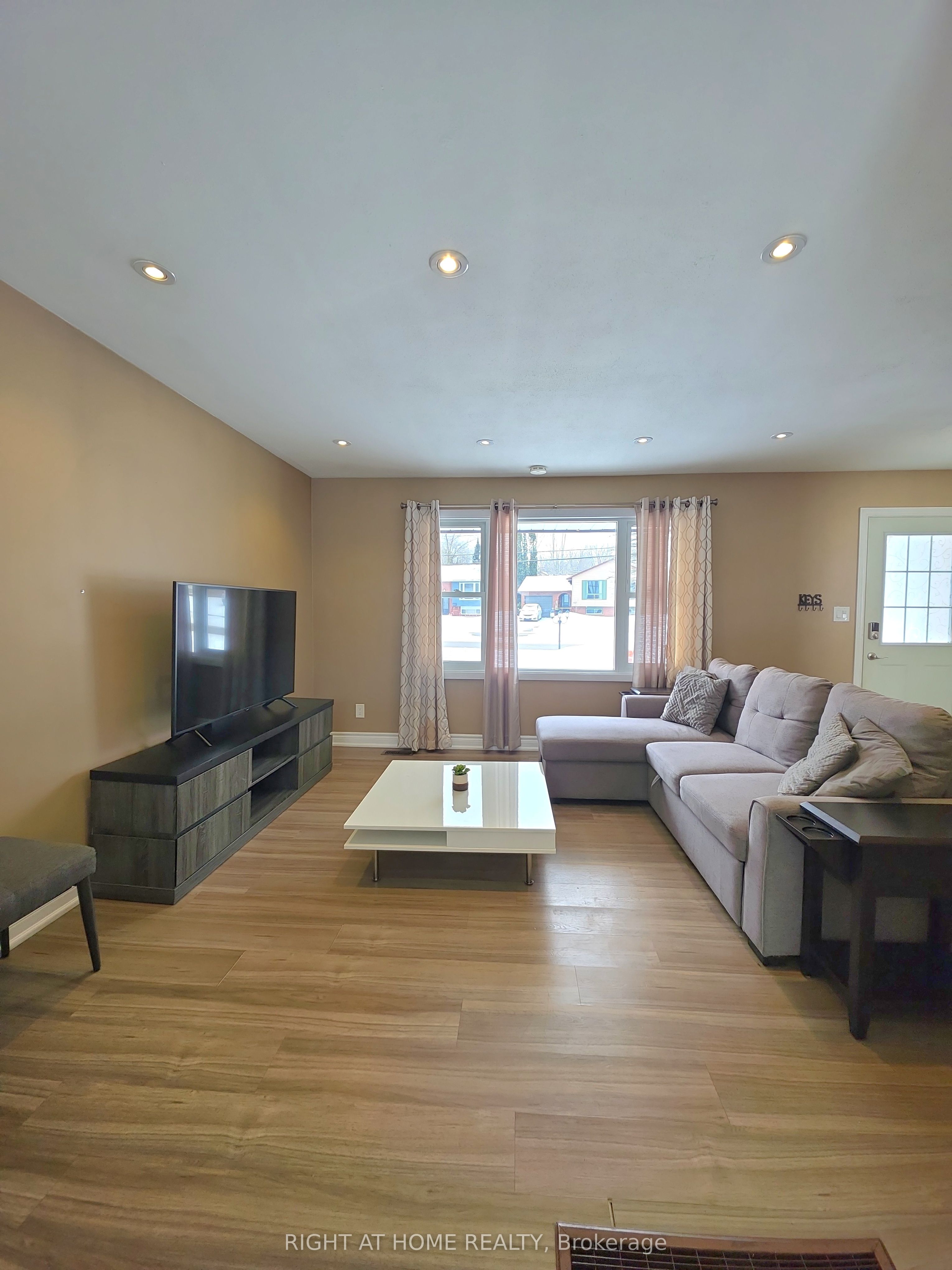 Additional image 3 of 438 Forest Avenue S, Orillia, ON, L3V 4A1