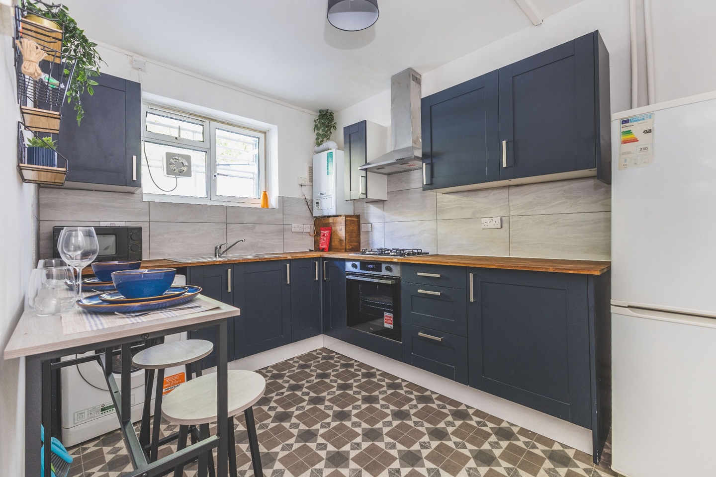 Additional image 3 of Room in a Shared Flat, Bramber, WC1H, N1 7GU