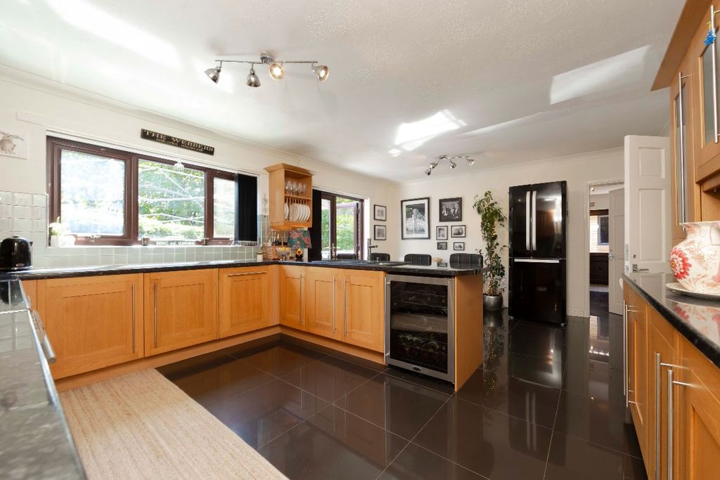 Additional image 23 of 4 bed detached house for saleBryn Gwennol, Sunny Bank, Treharris CF46