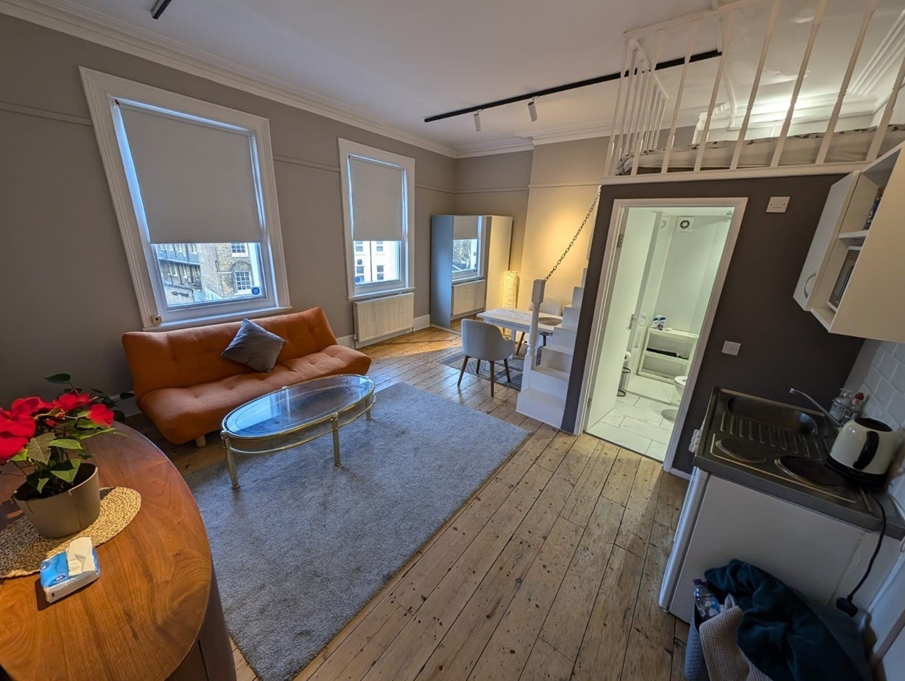 Studio Flat, Upper St, N1, N1 7GU