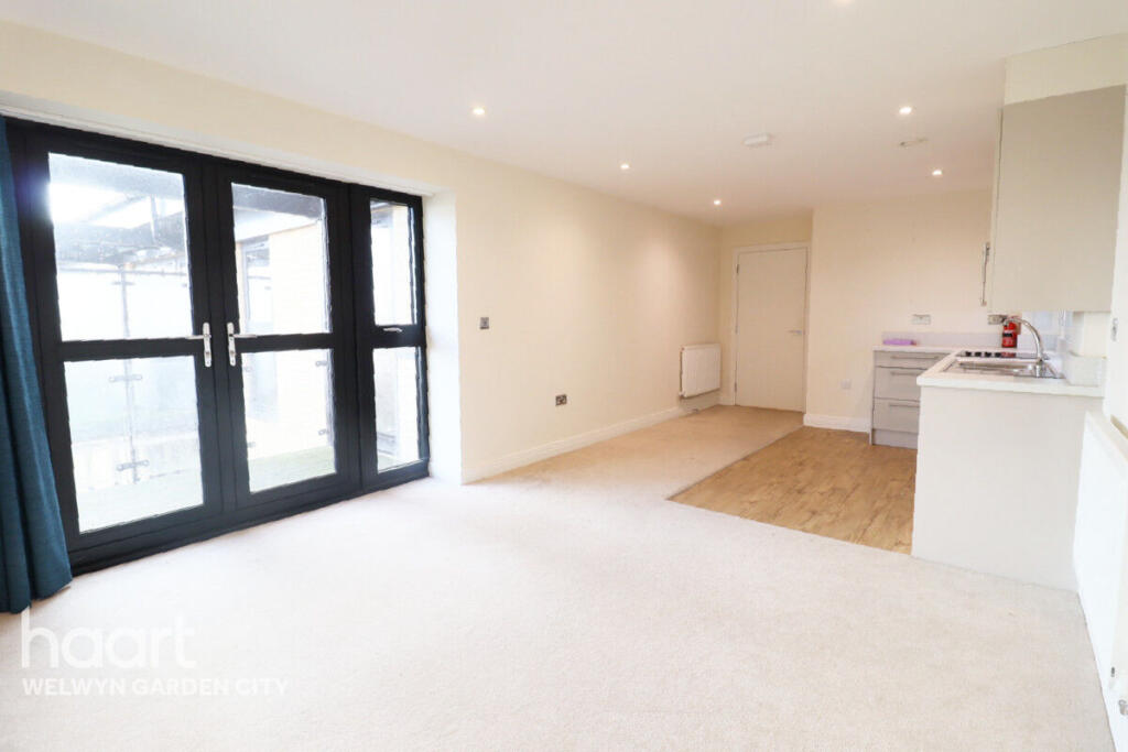 Additional image 14 of Bessemer Road, WELWYN GARDEN CITY