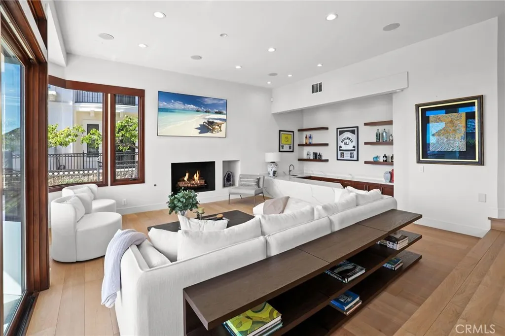 Additional image 37 of 2907 Cliff Drive, Newport Beach, CA 92663