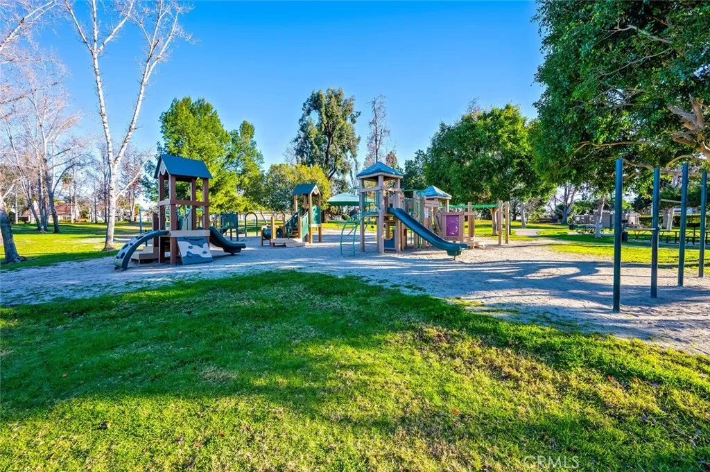 Additional image 52 of 10648 Porto Court, San Diego, CA 92124