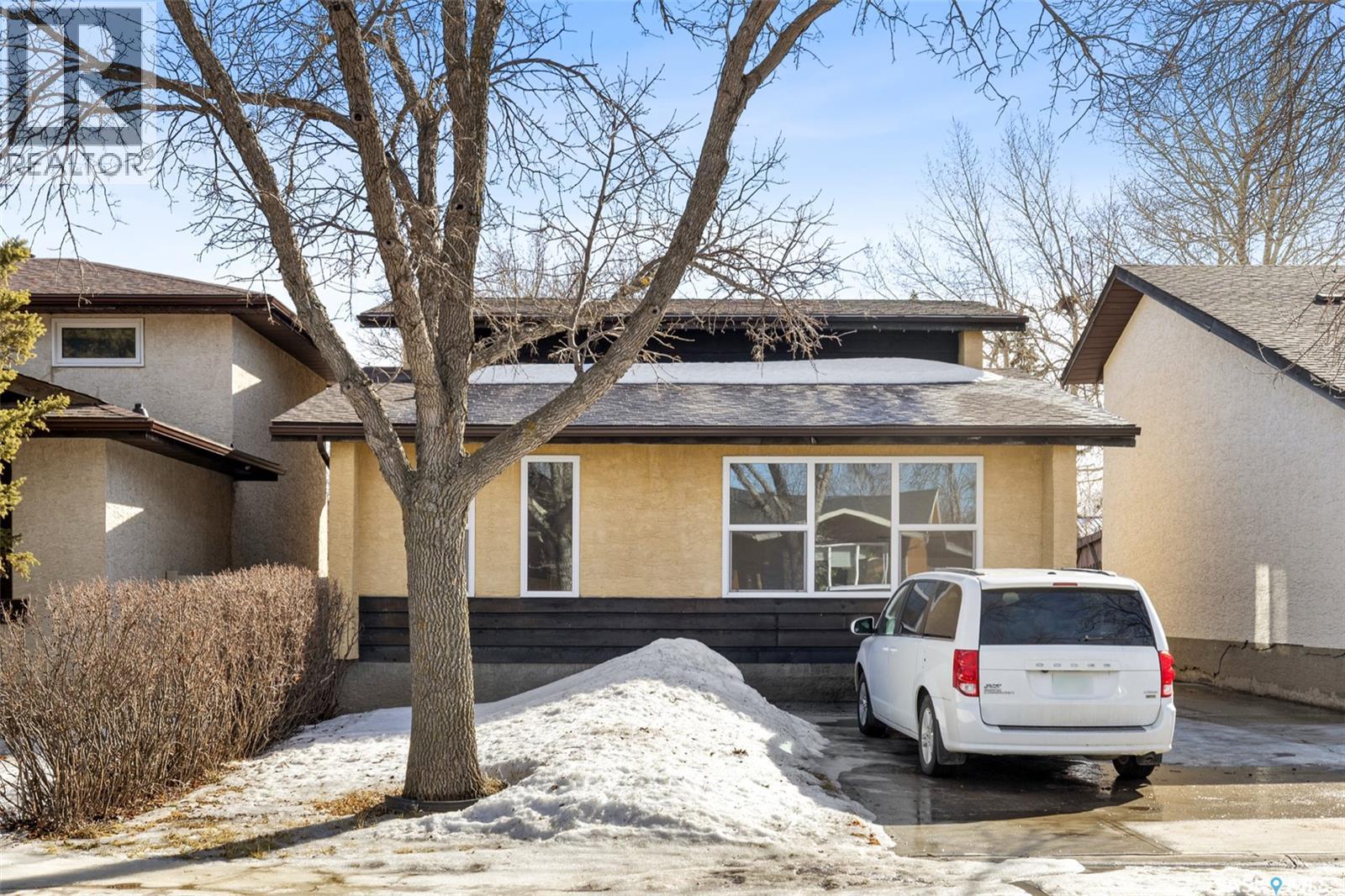 706 Bard Crescent N, Regina, SK, S4X2K5