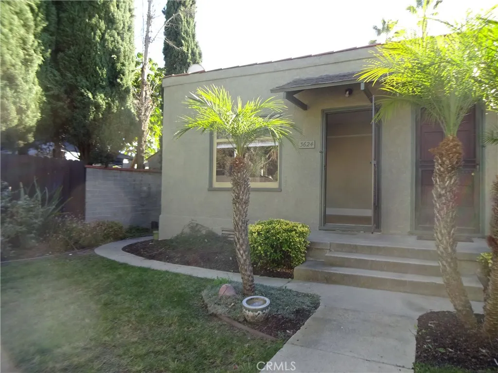 3624 E 6th Street, Long Beach, CA 90814