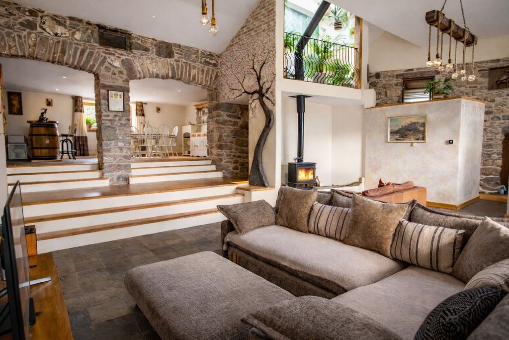 Additional image 2 of 4 bed detached house for saleKilry, Blairgowrie PH11