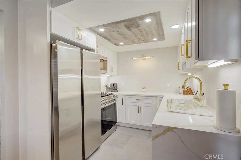 Additional image 51 of 16562 Regina Cir Unit 4, Huntington Beach, CA 92649