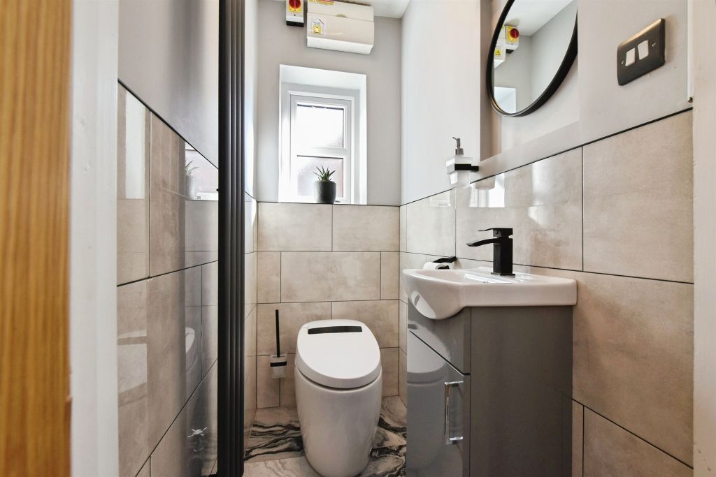 Additional image 17 of 4 bed detached house for saleThe Oaks, Quakers Yard, Treharris CF46