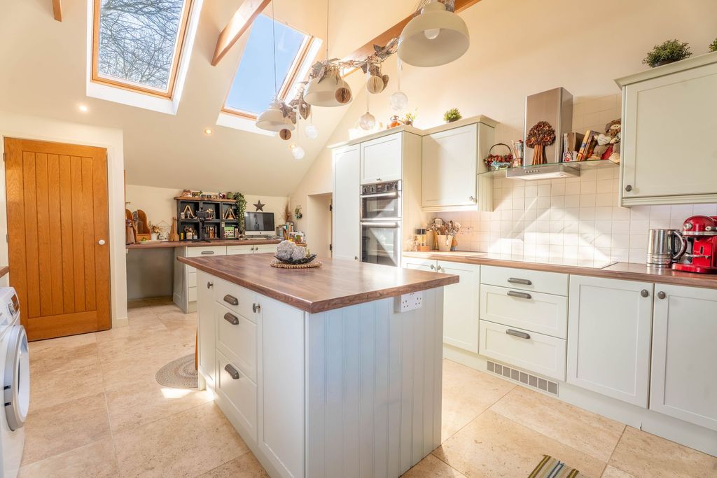 Additional image 15 of 8 bed detached house for saleLlanrhian, Haverfordwest SA62