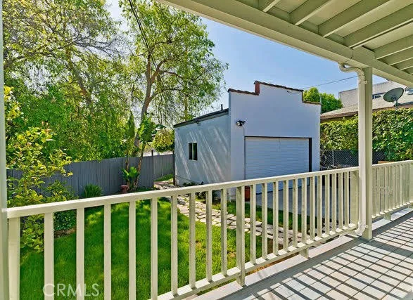 Additional image 57 of 242 W Elmwood Ave, Burbank, CA 91502