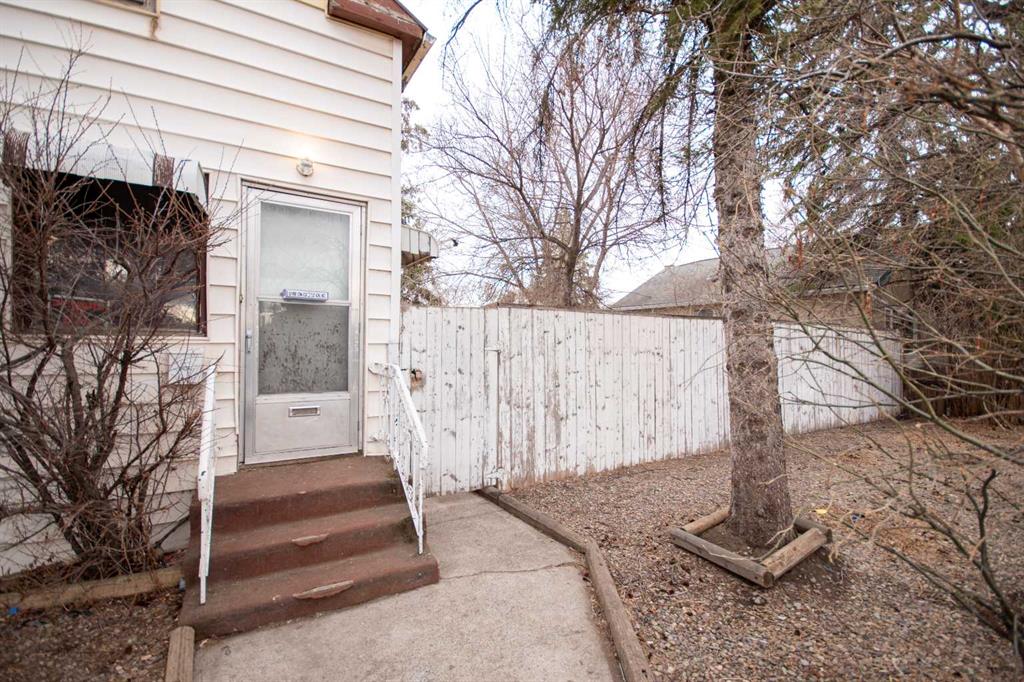 Additional image 5 of 133 14 Street N, Lethbridge, AB, T1H 2V6