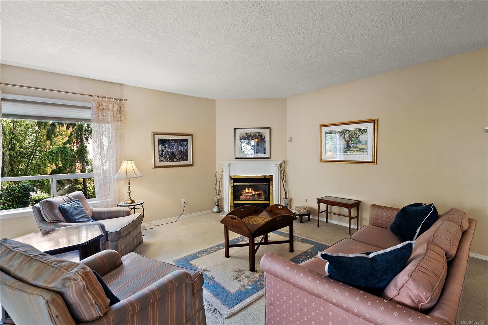 Additional image 3 of 206-9919 Fourth Street, Sidney, BC, V8L 2Z6