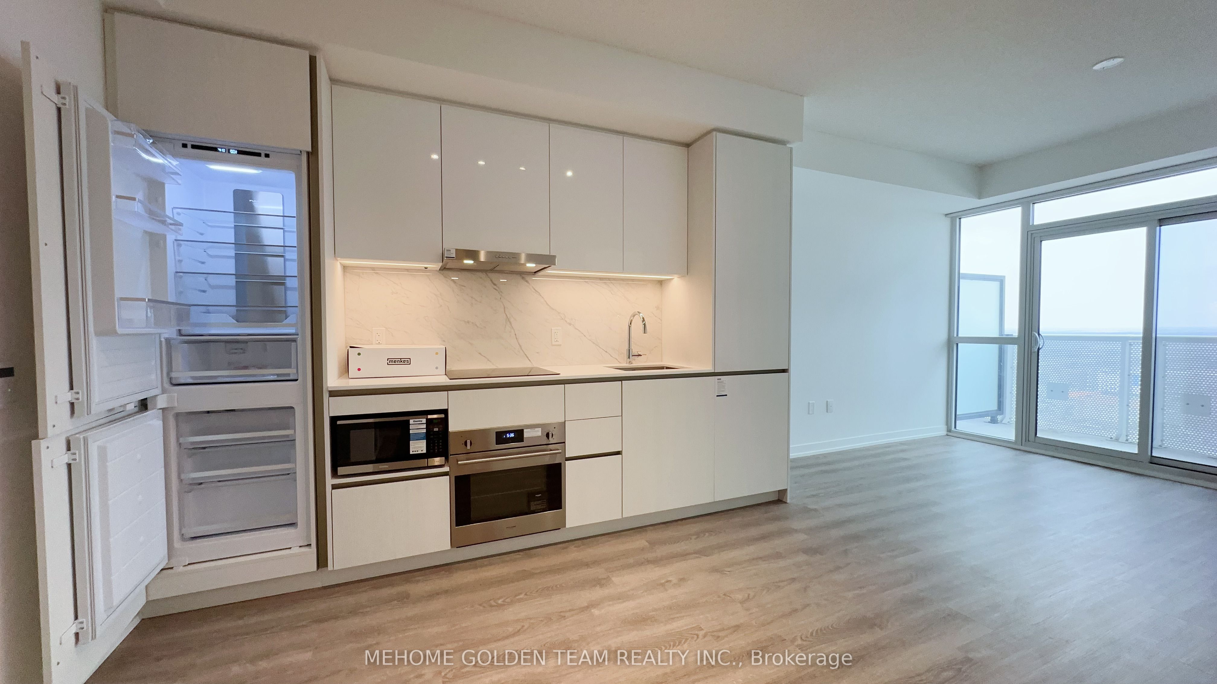 Additional image 4 of 3505 - 8 Interchange Way