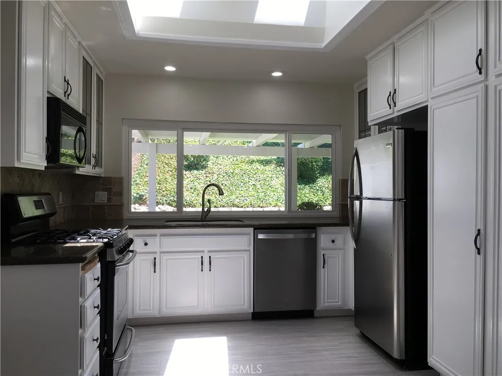 Additional image 3 of 23692 Via Calzada, Mission Viejo, CA 92691