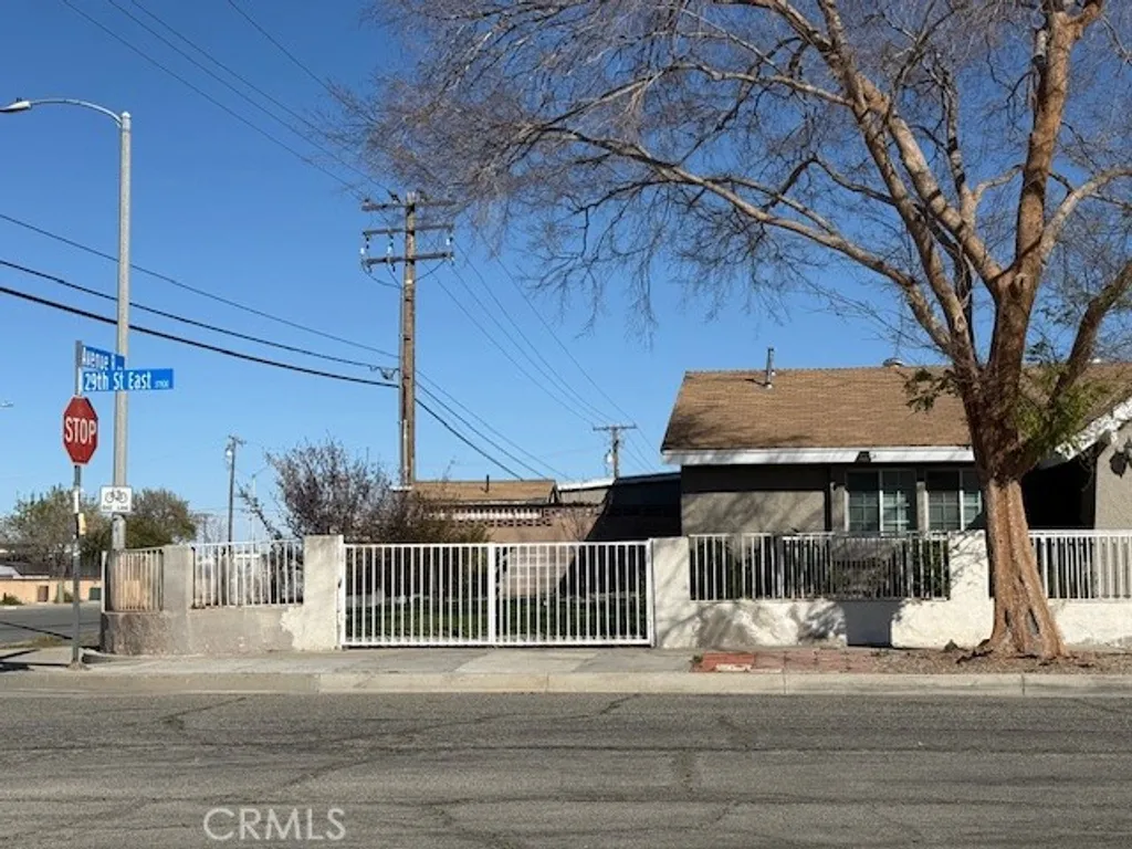 Additional image 3 of 37952 29th St E, Palmdale, CA 93550