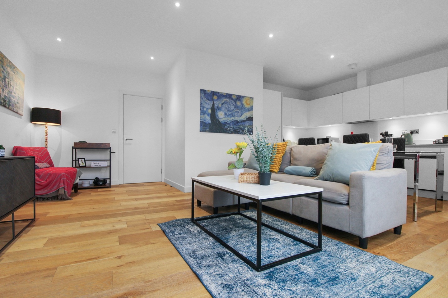 2 Bed Flat, Waleorde Road, SE17, N1 7GU