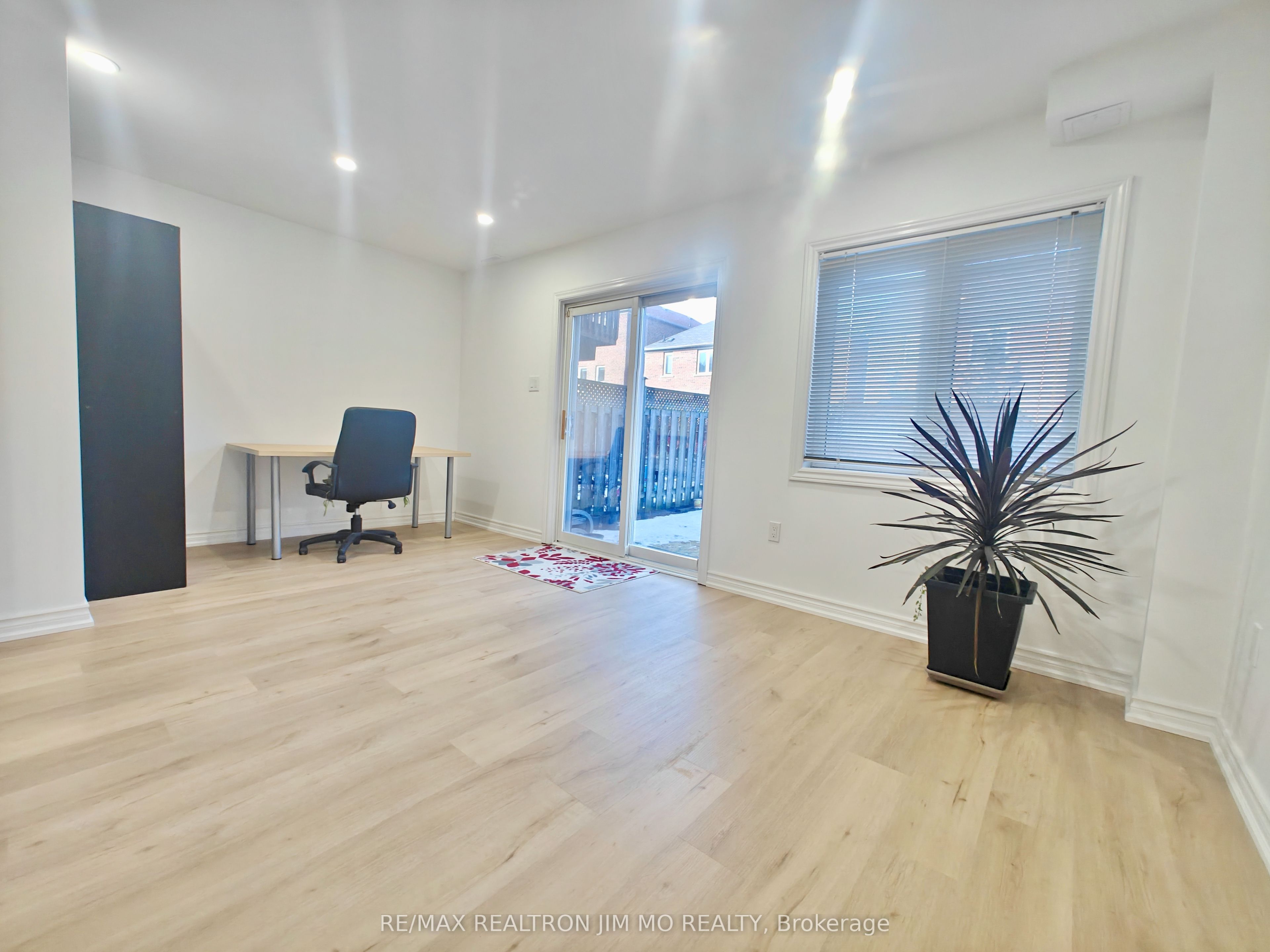 Additional image 3 of 149 Sassafras Circle, Vaughan, ON, L4J 8M9