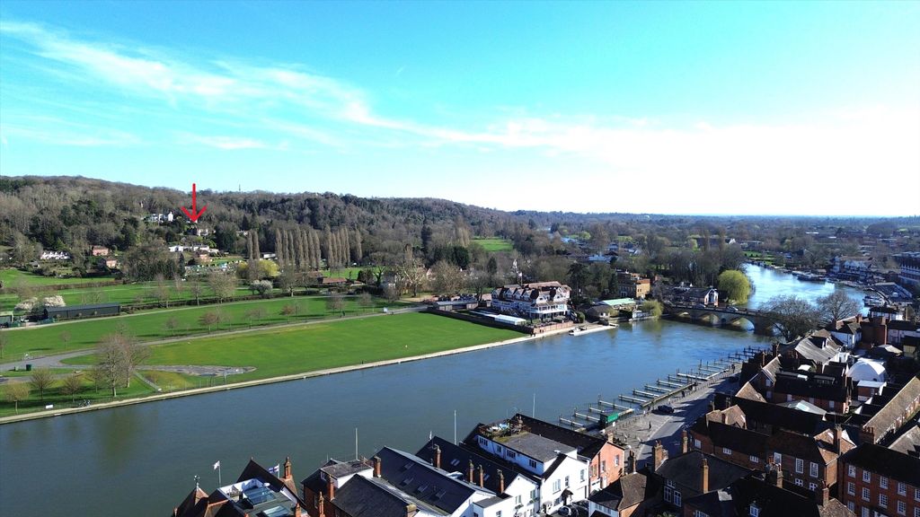 Additional image 4 of 5 bed detached house for saleRemenham Hill, Remenham, Henley-On-Thames, Berkshire RG9