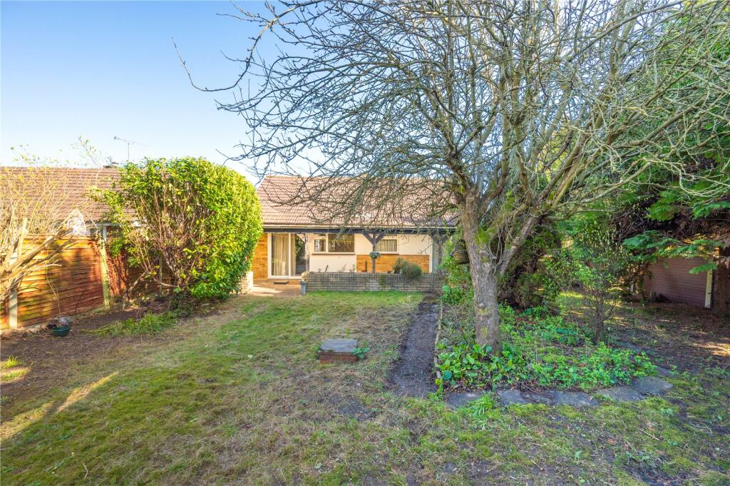Additional image 15 of Swans Close, St. Albans, Hertfordshire