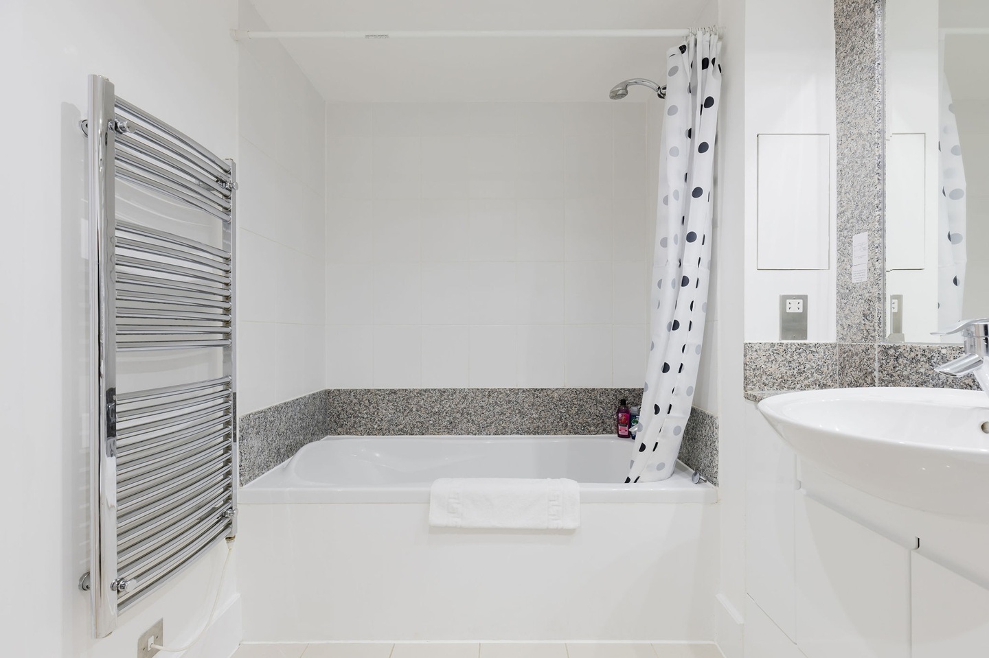 Additional image 6 of 2 Bed Flat, St George Wharf, SW8, N1 7GU