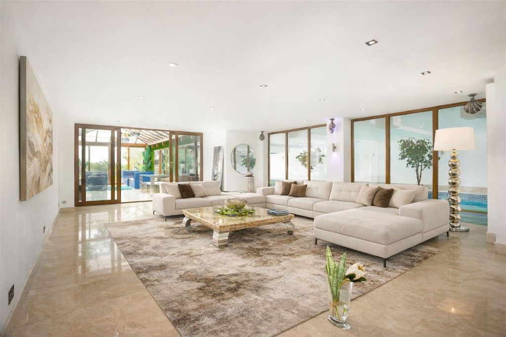 Additional image 4 of 5 bed detached house for saleLing Lane, Scarcroft, Leeds LS14