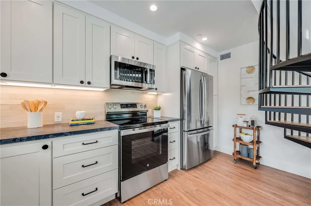 Additional image 13 of 127 E Foothill Boulevard Unit A, Glendora, CA 91741