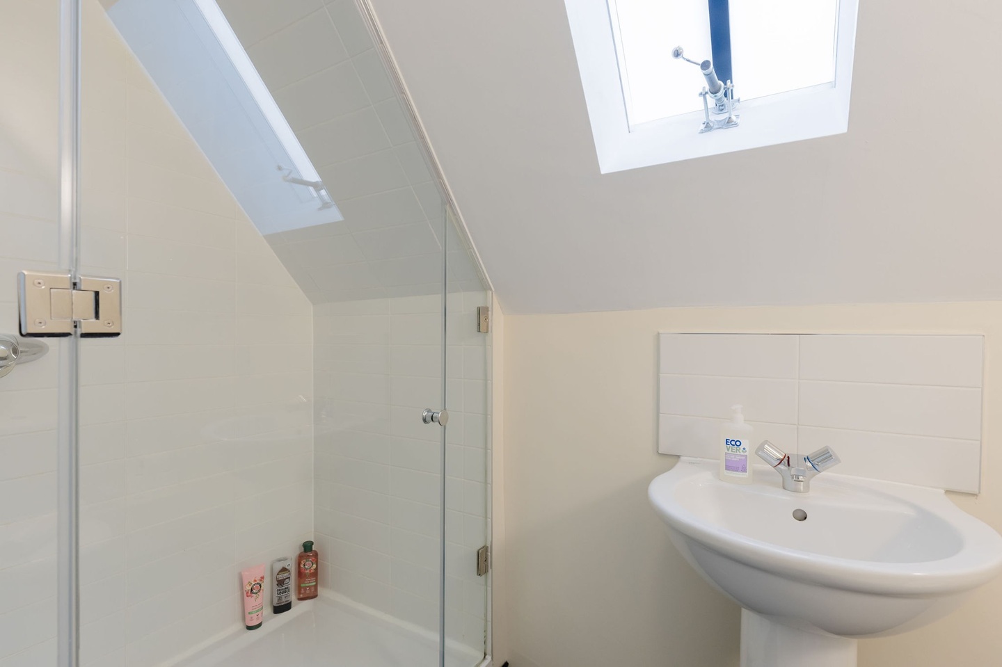 Additional image 24 of 2 Bed Flat, Commercial Street, E1, N1 7GU