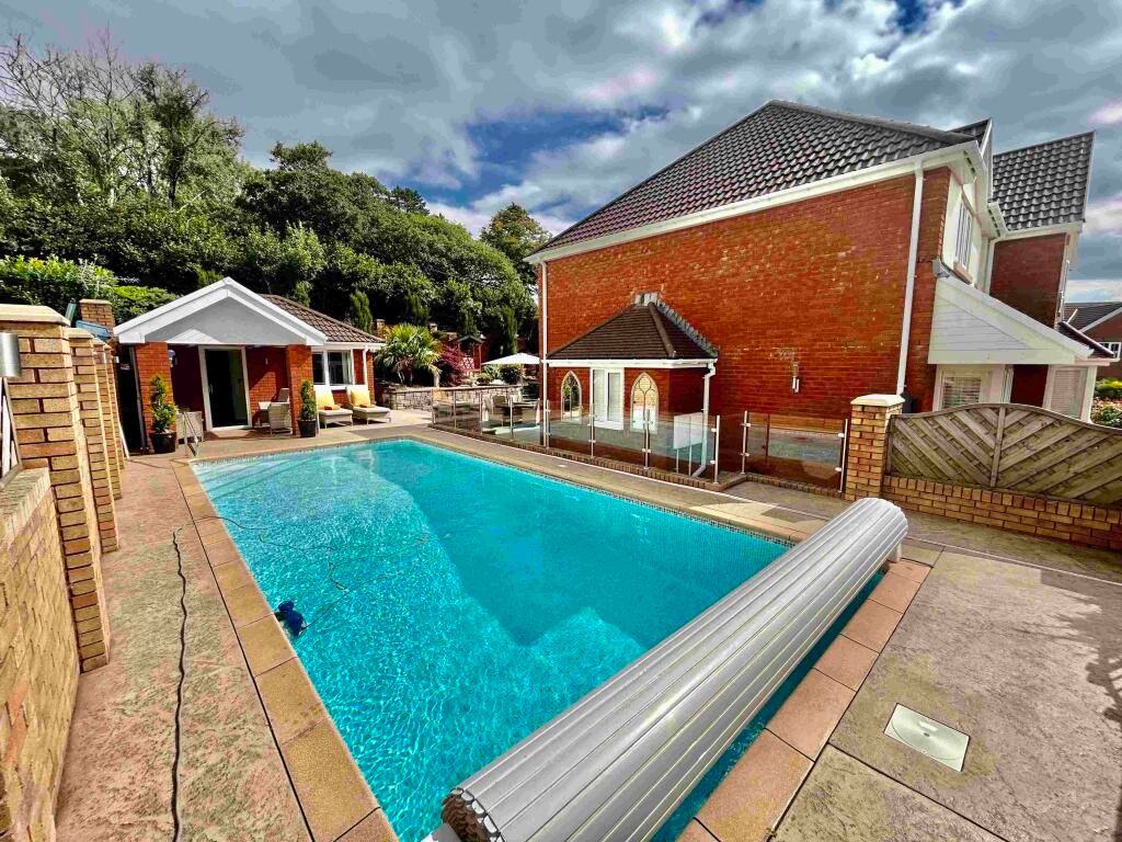 Additional image 4 of 4 bed detached house for saleGilfach Road, Tonyrefail, Porth CF39