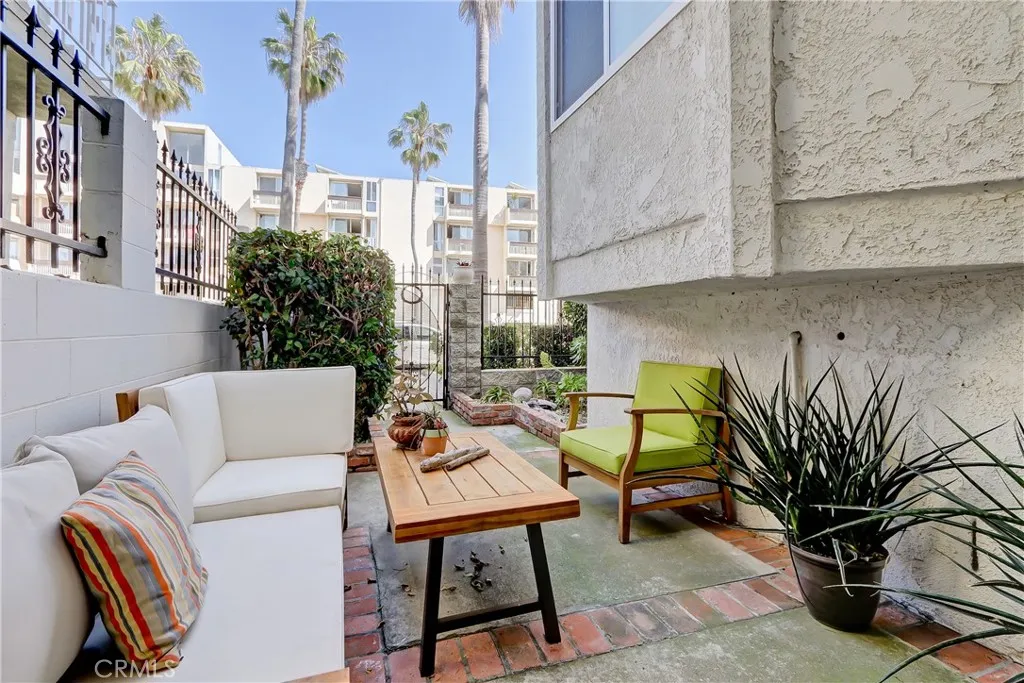 Additional image 29 of 425 S Catalina Ave Unit 2, Redondo Beach, CA 90277