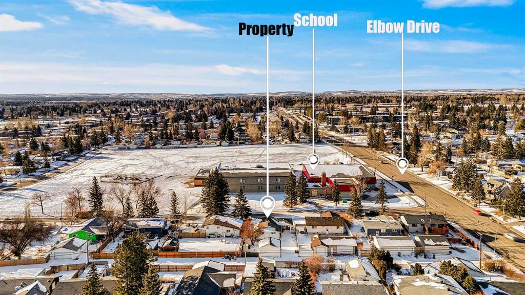 Additional image 5 of 908 Stonehaven Road SW, Calgary, AB, T2W 0P6