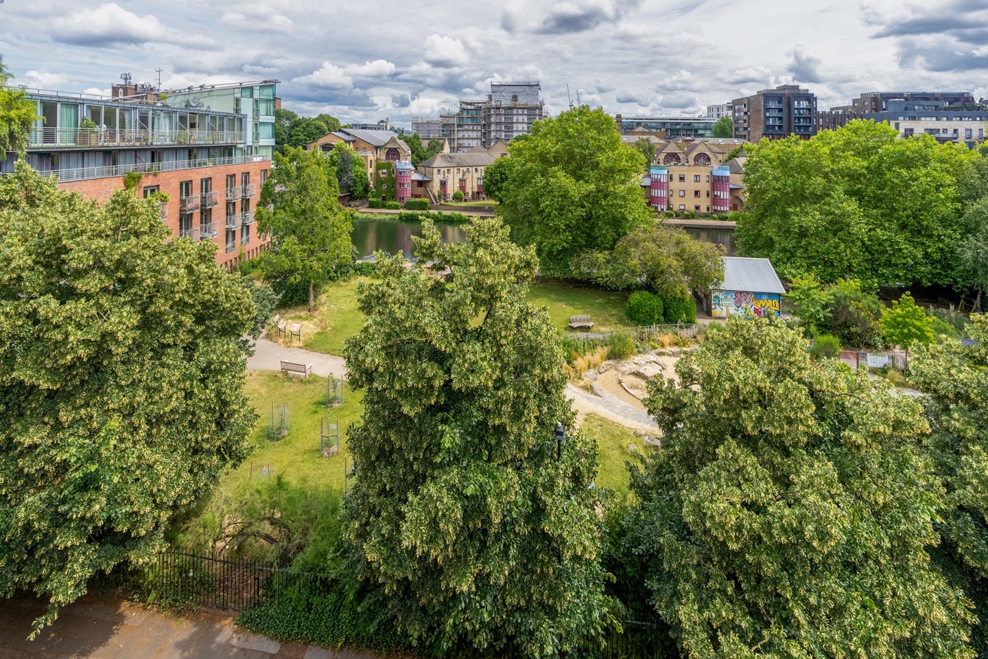 Additional image 10 of 2 Bed Flat, Graham St, N1, N1 7GU