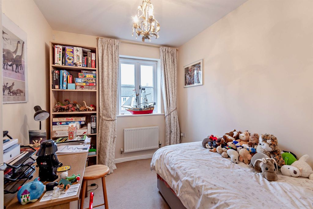 Additional image 5 of 2 bed flat for saleRiverside Place, Stamford PE9