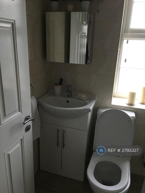 Additional image 16 of Harpsfield Broadway, Hatfield, AL10