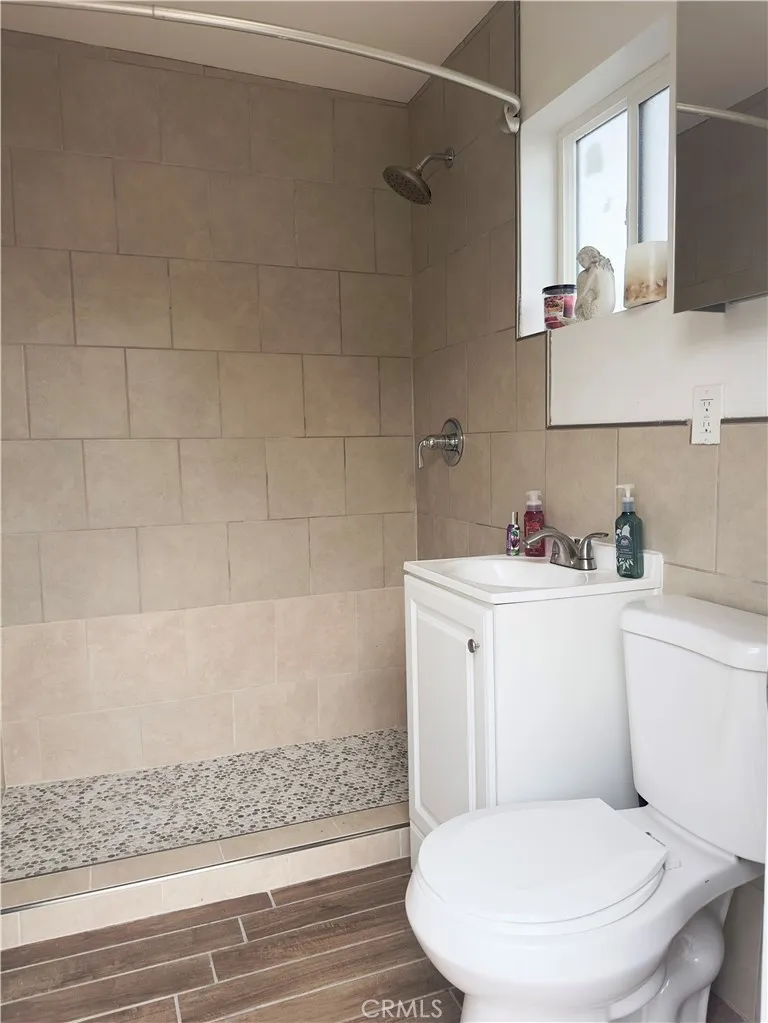 Additional image 12 of 3229 Locust Avenue Unit 1/2, Long Beach, CA 90807