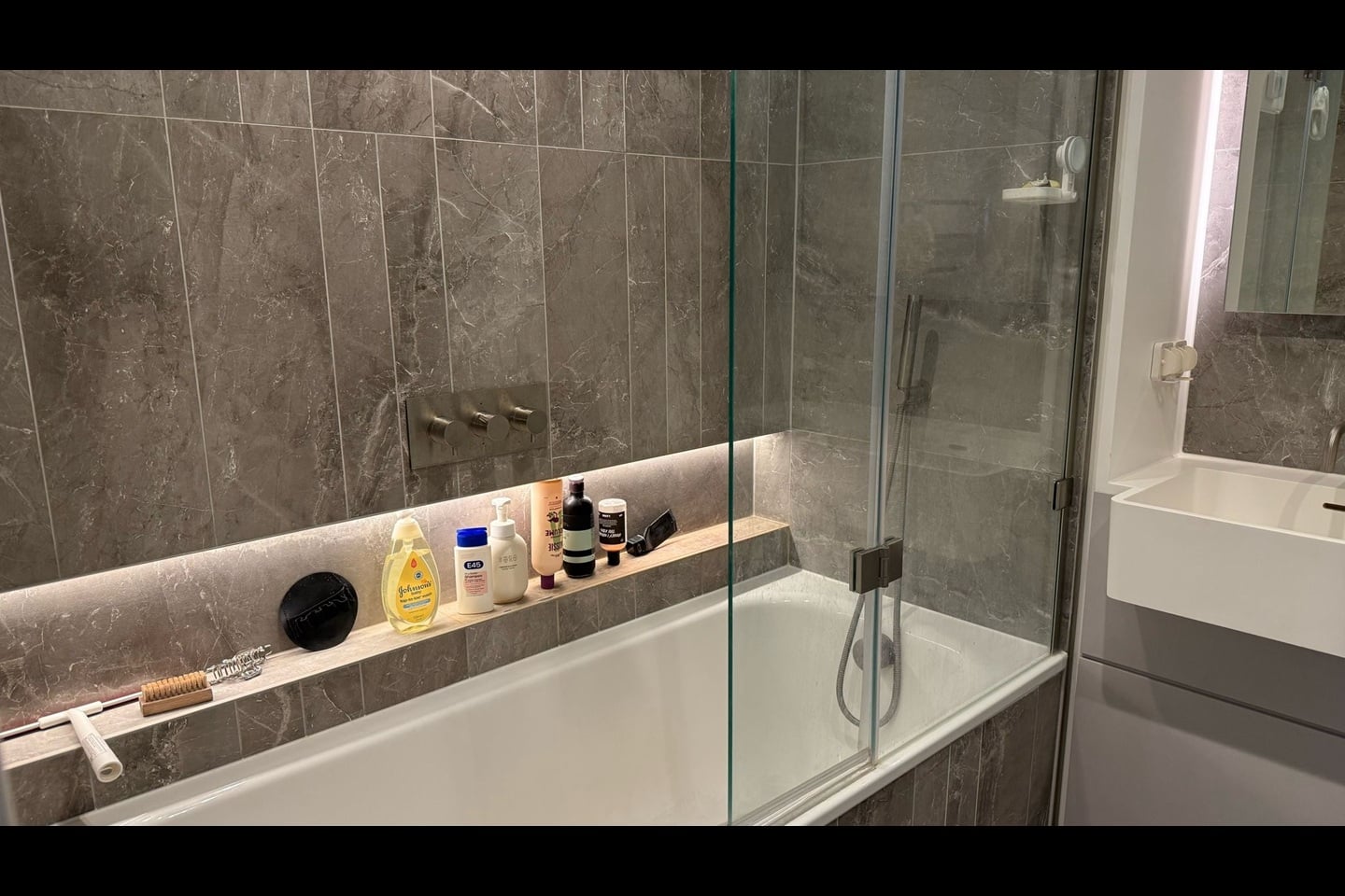 Additional image 20 of Studio Flat, Gasholder Place, SE11, N1 7GU