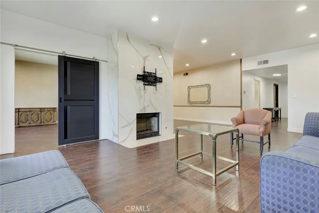 Additional image 67 of 17522 Sherman Way Unit 202, Van Nuys, CA 91406