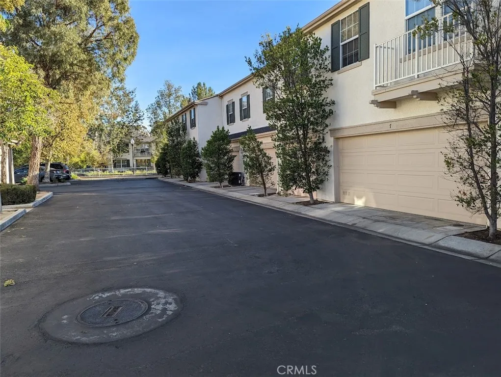 Additional image 2 of 27009 Channel Lane Unit 7, Valencia, CA 91355
